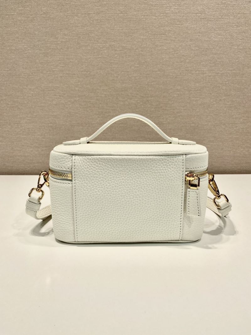 Pra*a box bags
